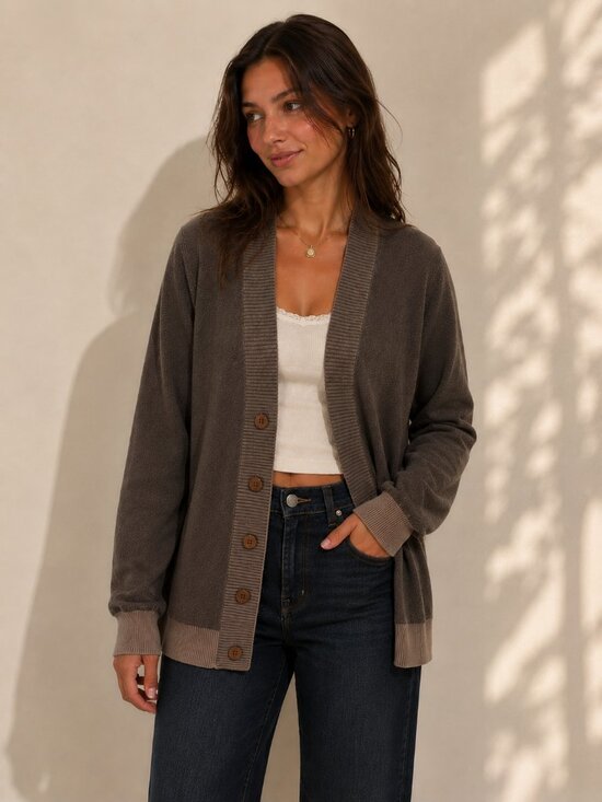 Fendi Sweaters - FENDI ~ 100% wool button up cardigan